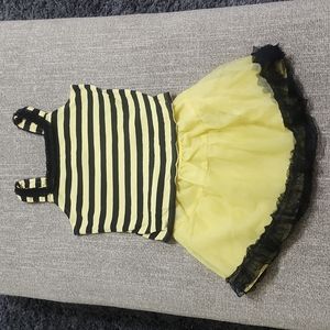Adorable Black and Yellow Gymboree Set